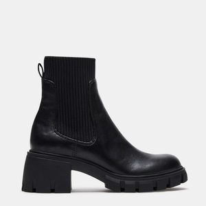 SM Hutch Black Boots